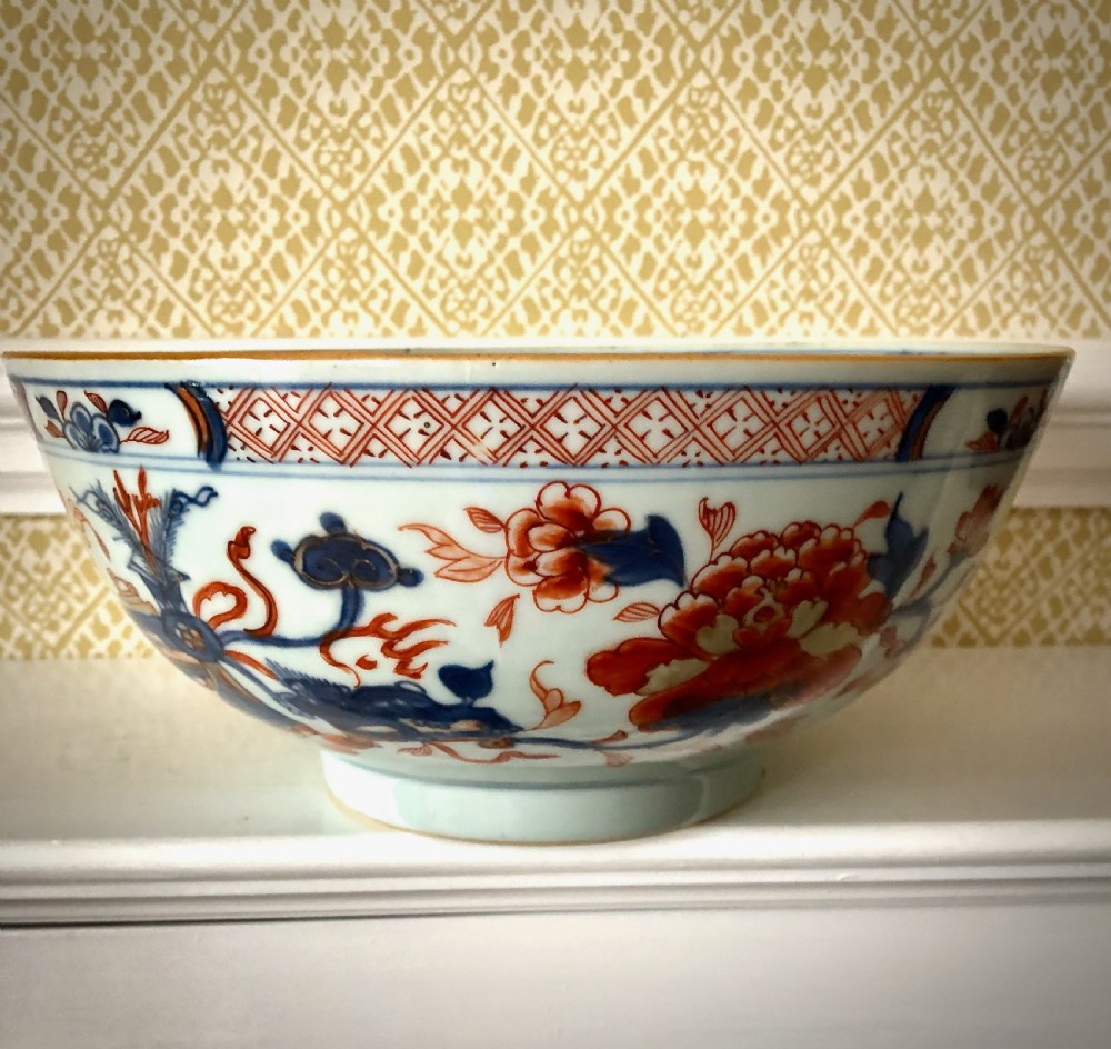 A Good Size Chinese Imari Bowl - 18th Century View IV