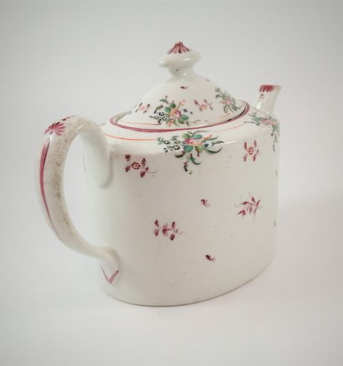 fig 2. NEW HALL porcelain teapot of old oval shape,c.1805