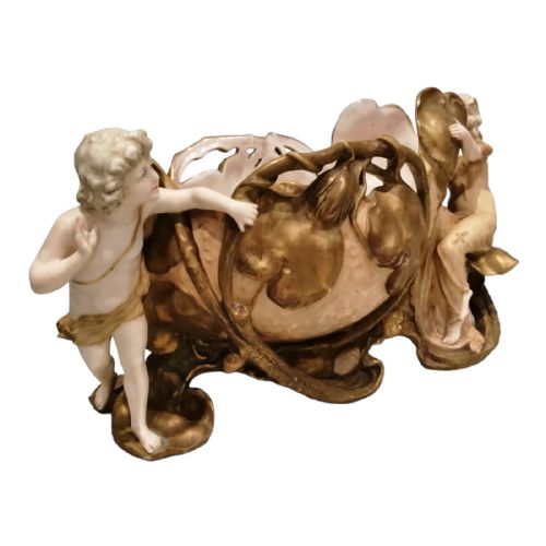fig 1. Ernst Wahliss antique porcelain centerpiece,c.1900