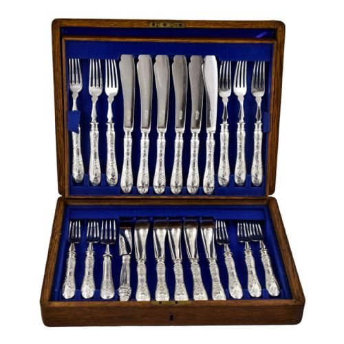 fig 1. Late Victorian Mappin & Webb silver plated 24 piece 12 person fish cutlery set in oak canteen