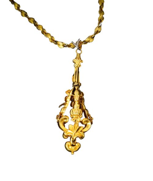 fig 3. 1820’s Georgian pinchbeck gold torpedo chandelier pendant decorated with cannetille and filigree