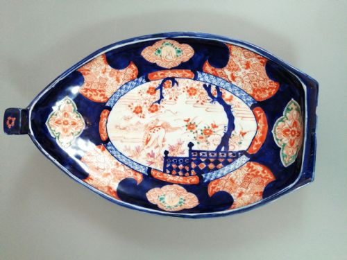 Japanese Imari Dish in the Form of a Treasure Boat ‘Takarabune’, Meiji Period, Circa 1900