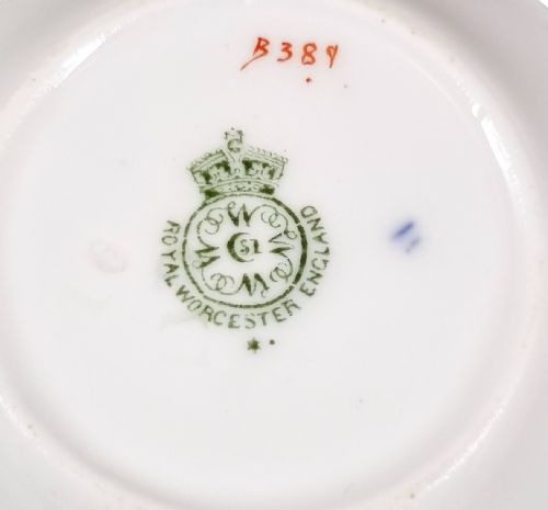 fig 1. 1917 Royal Worcester Chinoiserie Blue Willow porcelain 14pc coffee service for 6 persons with tazza, cups, saucers and coffeepot