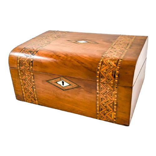 Antique Georgian Walnut Tunbridge Ware Domed Writing Slope with Mother-of-pearl Cartouche and Geometric Marquetry