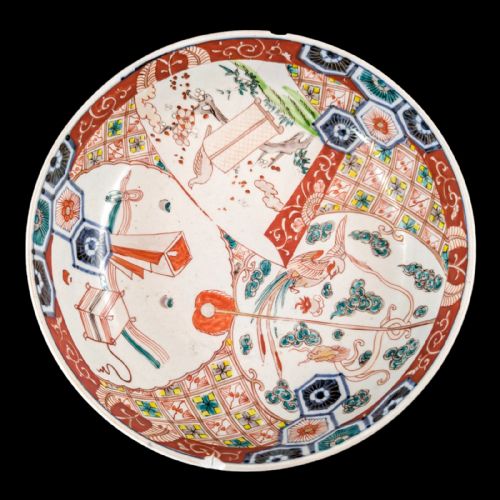 fig 1. Antique Meiji Japanese Arita Imari bowl, dragon and dove pattern