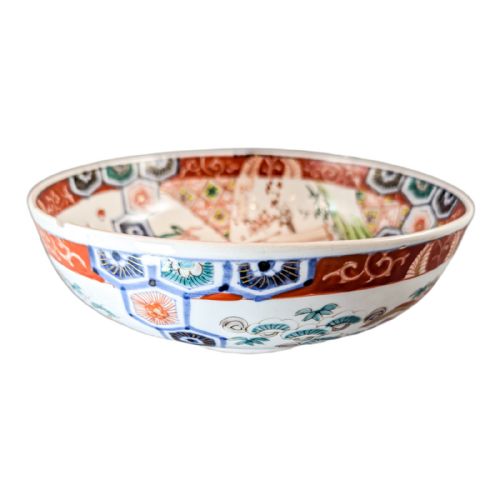 fig 2. Antique Meiji Japanese Arita Imari bowl, dragon and dove pattern