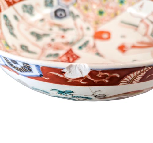 fig 4. Antique Meiji Japanese Arita Imari bowl, dragon and dove pattern