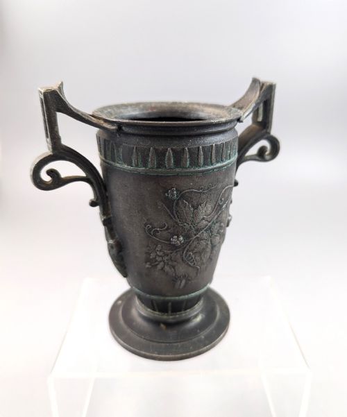 fig 3.
A classical Greek-style pewter amphora Jules Brateau, circa 1900