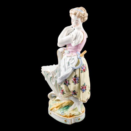 ANTIQUE VION BAURY STYLE PORCELAIN FIGURINE - ADDITIONAL PHOTO 1