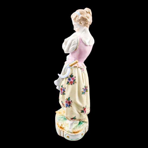ANTIQUE VION BAURY STYLE PORCELAIN FIGURINE - ADDITIONAL PHOTO 2