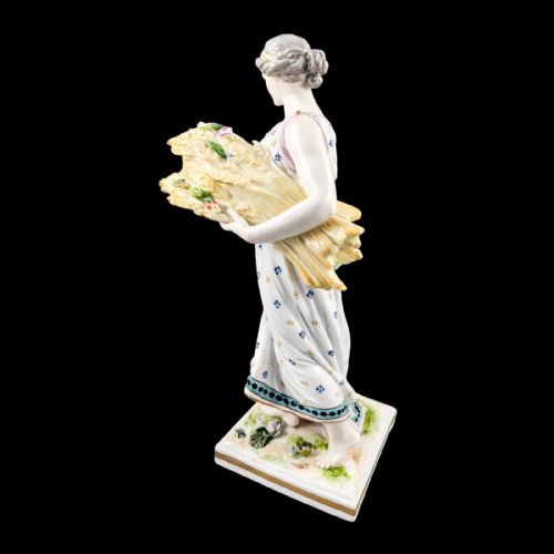 FRANKENTHAL STYLE ALLEGORICAL FIGURINE SYMBOLIZING AUTUMN - ADDITIONAL PHOTO 3