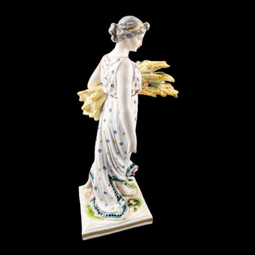 FRANKENTHAL STYLE ALLEGORICAL FIGURINE SYMBOLIZING AUTUMN - ADDITIONAL PHOTO 6