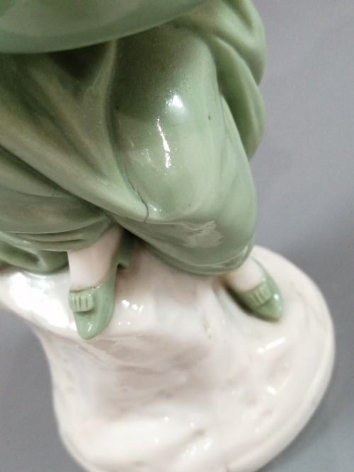 MINTON A PAIR OF CELADON FIGURINES C1869 - ADDITIONAL PHOTO 12