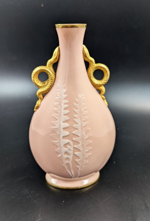 A GRAINGER'S WORCESTER PTESURPTE VASE KATE LOCKE CIRCA 1891 - ADDITIONAL PHOTO 3