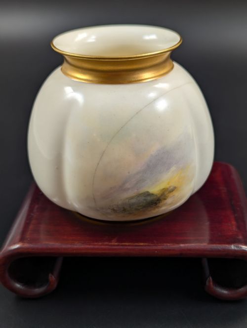 A PAIR OF ROYAL WORCESTER VASES PAINTED WITH HIGHLAND CATTLE BY HARRY STINTON - ADDITIONAL PHOTO 13