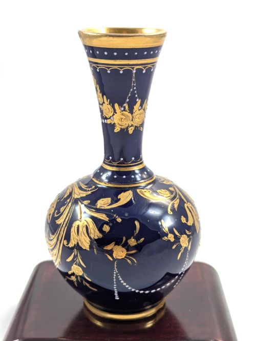 fig 2. Antique Beehive Royal Vienna Porcelain Cobalt Blue Vase, c. 1820-1827