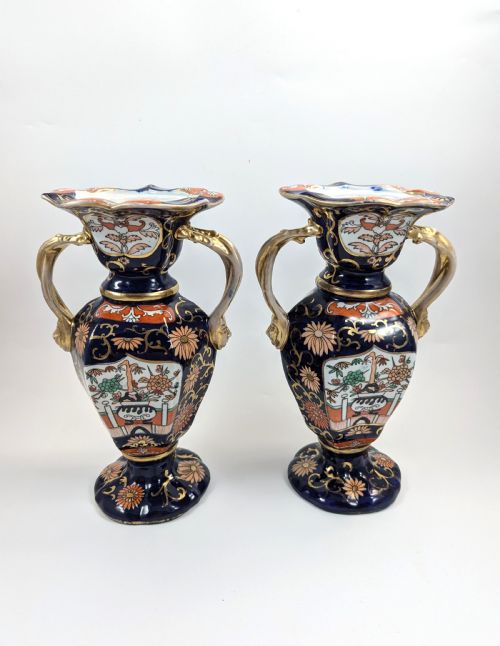 MASON'S IRONSTONE VASES IN RARE SHAPE CIRCA 1830 - ADDITIONAL PHOTO 2