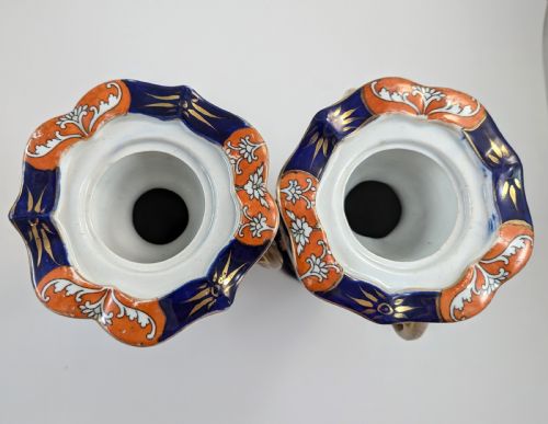 MASON'S IRONSTONE VASES IN RARE SHAPE CIRCA 1830 - ADDITIONAL PHOTO 4