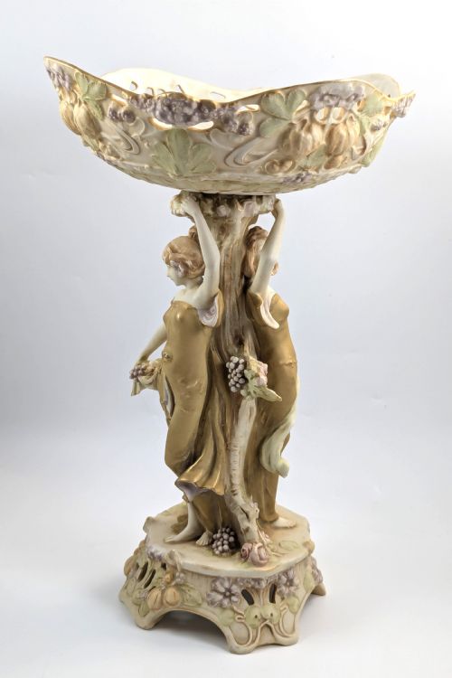 FIGURAL PORCELAIN VASE ERNST WAHLISS ROYAL VIENNA C 18941900 - ADDITIONAL PHOTO 9