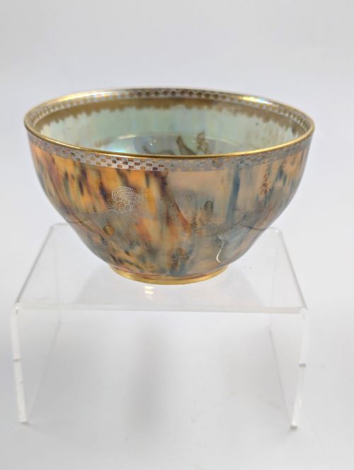 fig 2. Daisy Makeig-Jones, Wedgwood, Fudog Bowl with Lustre, c. 1920