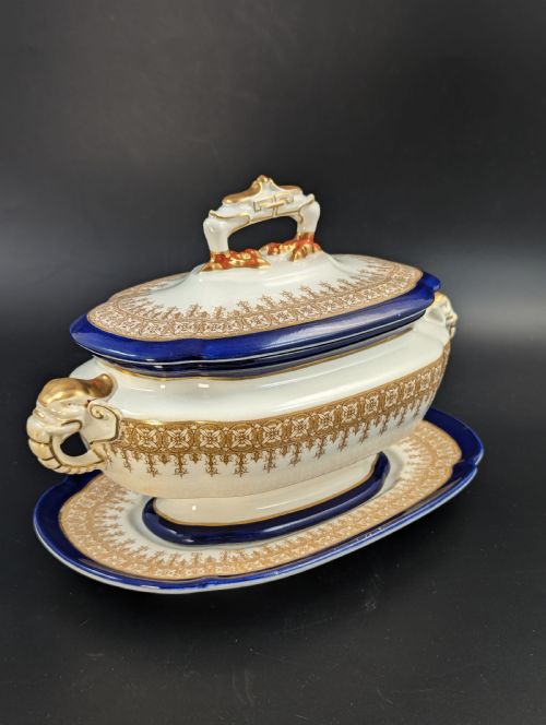 fig 2. Antique Royal Worcester Vitreous gravy boat, with underplate, c. 1899.