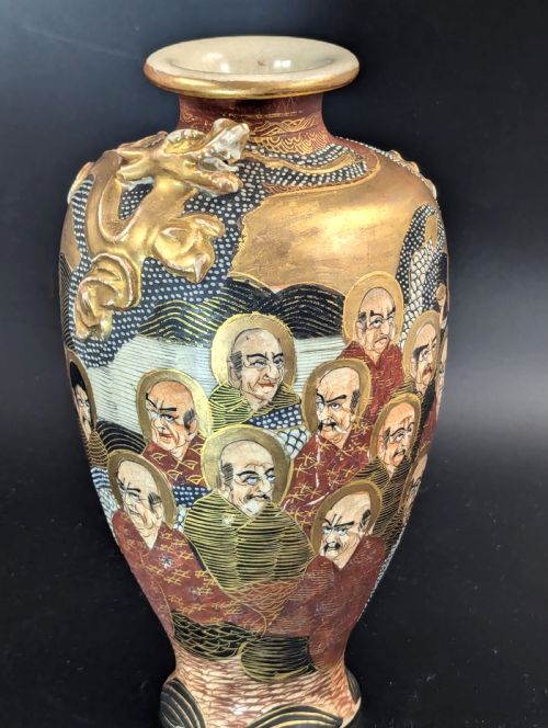 fig 1. Antique Satsuma Vase “1000 Faces”, Japan, Meiji period