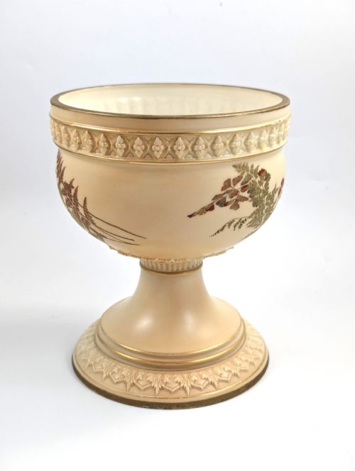 fig 1. Royal Worcester Blush Ivory Porcelain Vase (cachepot), c. 1878