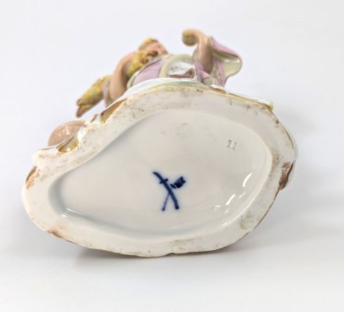 ANTIQUE PORCELAIN ALLEGORICAL FIGURINE BY VOLKSTEDT GERMANY END OF 19TH CENTURY - ADDITIONAL PHOTO 8