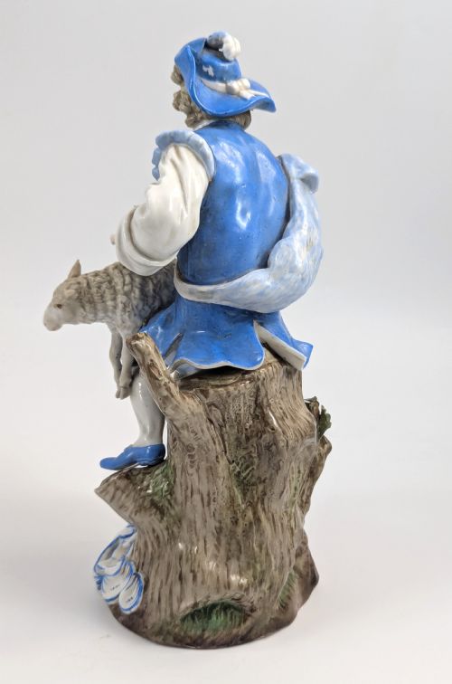 fig 2. Antique porcelain figurine , Joseph Gaspard Robert, 18th c.