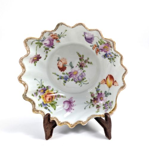 fig 2. Helena Wolfsohn Porcelain Bowls/Plates, Dresden, c. 1886.
