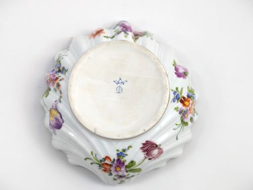 fig 4. Helena Wolfsohn Porcelain Bowls/Plates, Dresden, c. 1886.