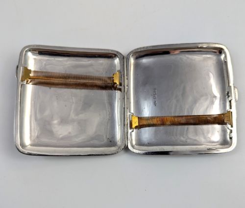 fig 1. Sterling Silver Cigarettes Case, Birmingham, 1930.
