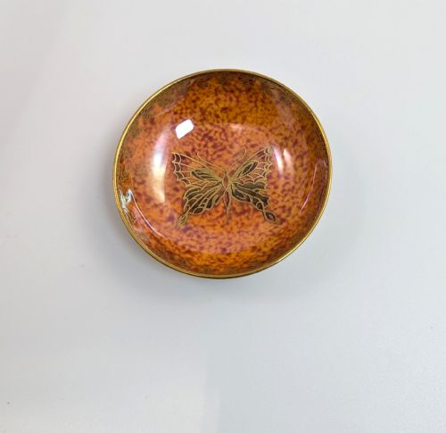 DAISY MAKEIGJONES SMALL BUTTERFLY LUSTRE BOWL WEDGWOOD C 1914 - ADDITIONAL PHOTO 2