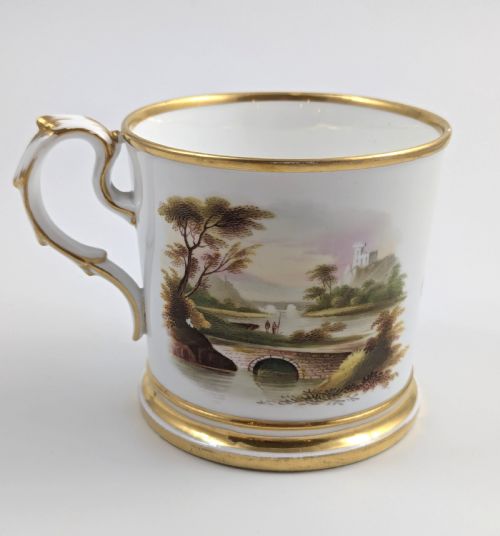 fig 2. Grainger’s Worcester porcelain cider mug, c. 1820