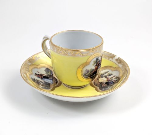RARE MEISSEN DEMITASSE CUP AND SAUCER C1815 - ADDITIONAL PHOTO 2