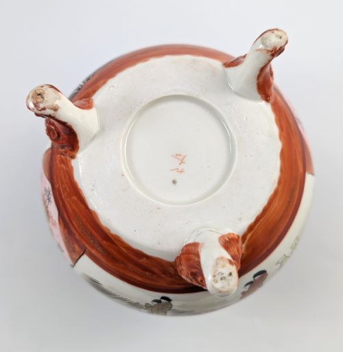 fig 8. Exquisite Pair of Meiji Period Kutani Footed Jars, Japan