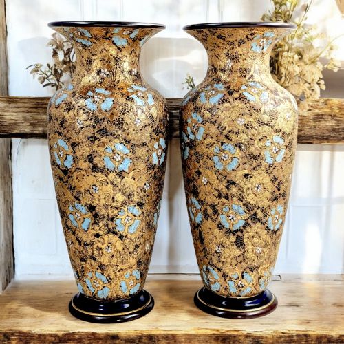 ROYAL DOULTON LAMBETH SLATERS PATENT STONEWARE VASES WITH ENAMEL FLORAL DCOR C 1910 - ADDITIONAL PHOTO 7
