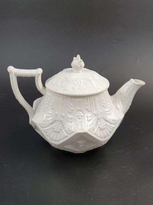 RARE ANTIQUE WEDGWOOD WHITE STONEWARE TEAPOT C1820 - ADDITIONAL PHOTO 5