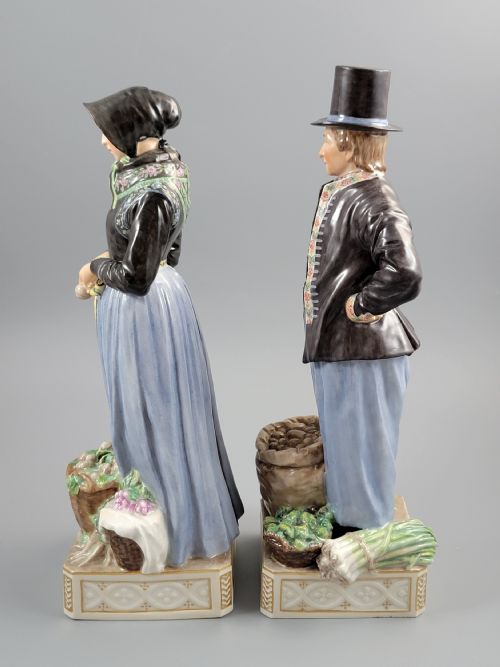 PAIR OF ROYAL COPENHAGEN PORCELAIN FIGURES AMAGER MANS AND WOMANS MARKET COSTUMES 12102 12103 - ADDITIONAL PHOTO 2