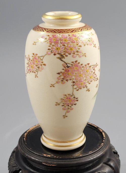 fig 3. Satsuma Small Vase, Fuji Scene, Heian Mark, Kyoto, Japan, c.1890