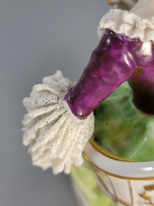 VOLKSTEDT PORCELAIN GROUP LE TOILETTE C 1915 GERMAN SALON PORCELAIN - ADDITIONAL PHOTO 12