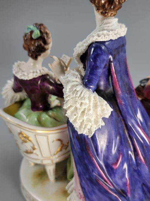 VOLKSTEDT PORCELAIN GROUP LE TOILETTE C 1915 GERMAN SALON PORCELAIN - ADDITIONAL PHOTO 13