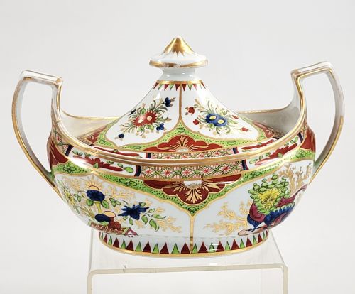 fig 3. Chamberlain Worcester Regency Sugar Bowl, 