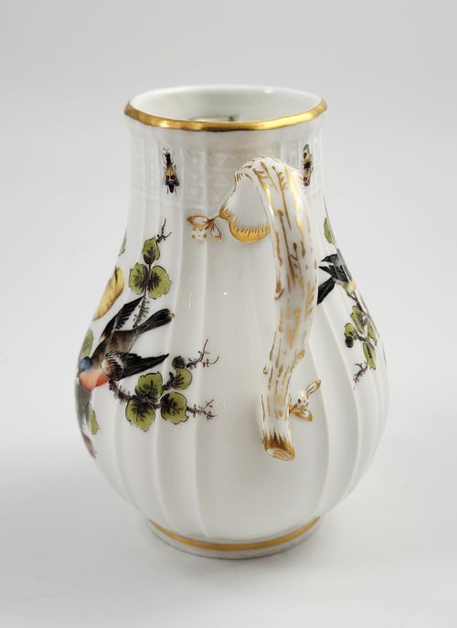 MEISSEN RIBBED PORCELAIN JUG HANDPAINTED BIRDS INSECTS MID19TH CENTURY - ADDITIONAL PHOTO 1
