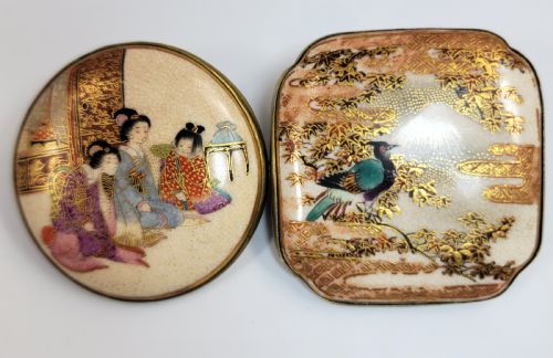 Japanese Satsuma-style Enamel Brooches, Kyoto/yokohama, C. 1900 (Pair)