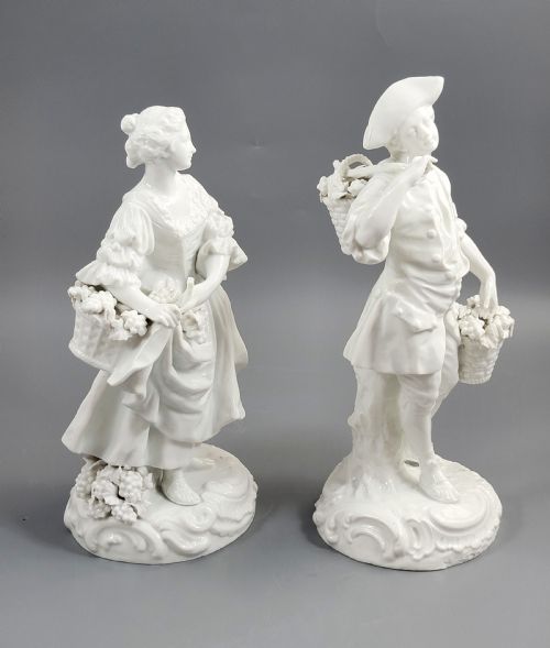 KPMSCHOOL GERMAN PAIR OF BLANCDECHINE FIGURES GRAPE HARVESTERS C1880 - ADDITIONAL PHOTO 5
