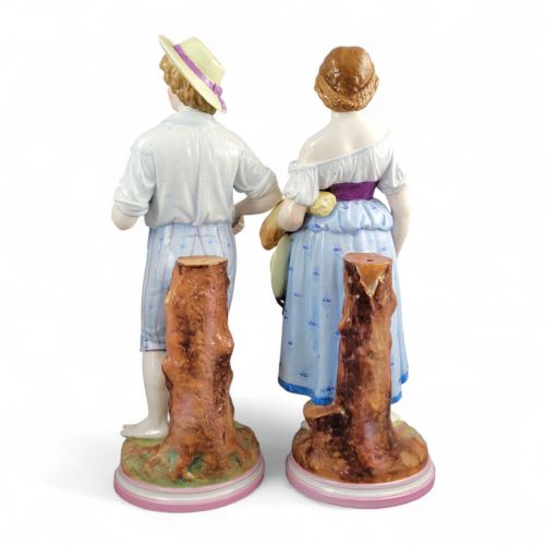 C G SCHIERHOLZ HARDPASTE PORCELAIN PAIR OF HARVESTERS PLAUE GERMANY C 1865 LARGE 50 CM FIGURES - ADDITIONAL PHOTO 4