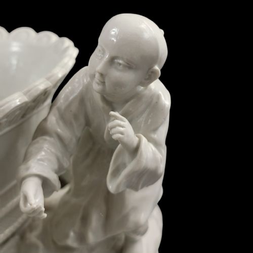 LARGE FRENCH SOFTPASTE CHINOISERIE FIGURE GROUP C17501760 - ADDITIONAL PHOTO 5