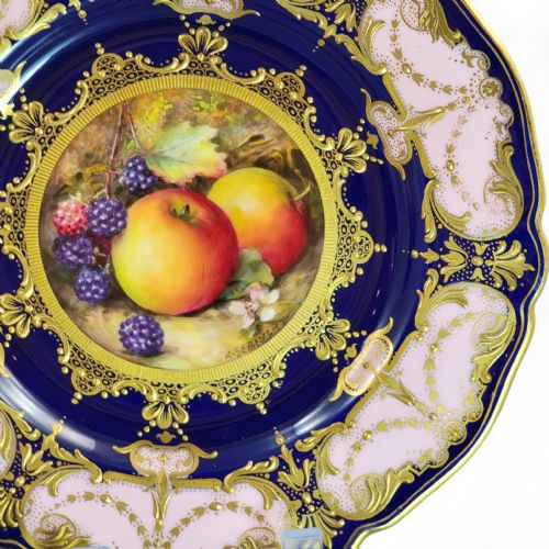 fig 3. Royal Worcester Fruit Plate by R. Sebright for Maple & Co., 1921 (Apples & Blackberries)