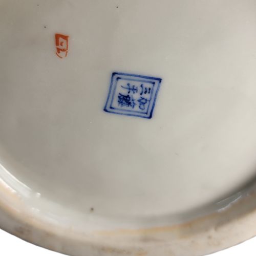 A MONUMENTAL AND UNIQUE PAIR OF MEIJI PERIOD SETO PORCELAIN VASES BY KATO SANHEI ON MATCHING ORIGINAL PORCELAIN STANDS - ADDITIONAL PHOTO 5